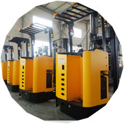 19年專業(yè)電動(dòng)堆高車經(jīng)驗(yàn) 19年專業(yè)電動(dòng)堆高車經(jīng)驗(yàn)